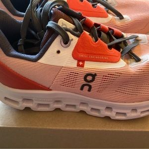 Women’s on running shoes
